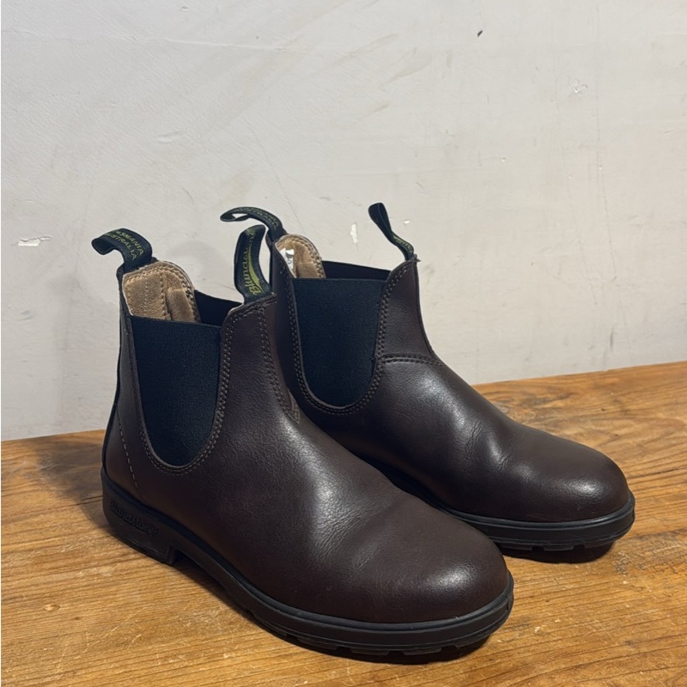 Men’s Brown Blundstones 6.5